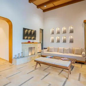 Saffronstays Moringa Valley - Cidar Villa